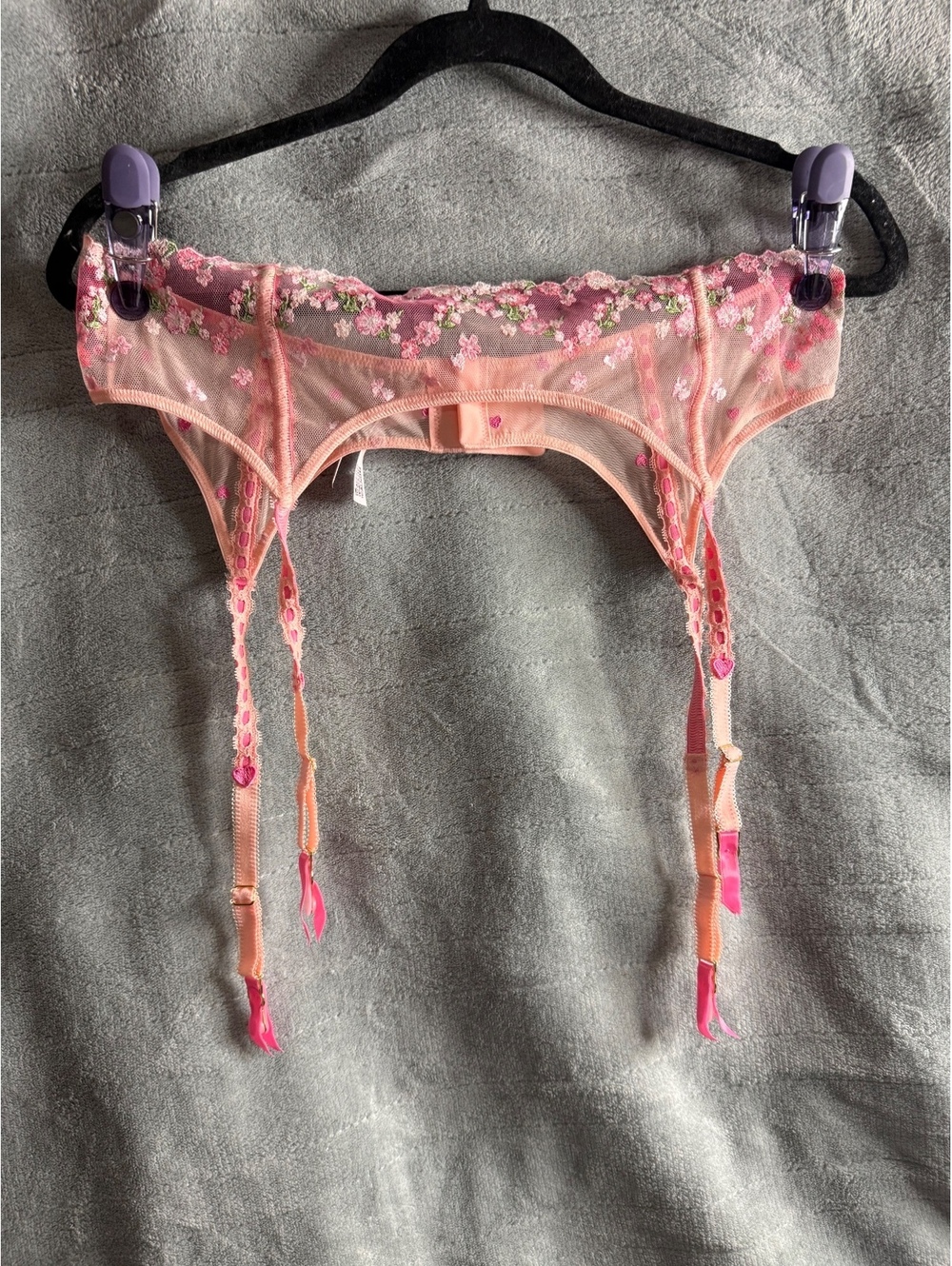 Victoria’s Secret Hearts & Roses Embroidered Garter Belt XL XXL Pink Floral NWOT